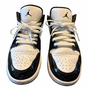 Air Jordan 1 Low SE Concord Sneakers/White with Black Patent Colorway (Men’s)